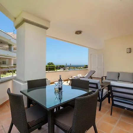 322 Heaven Apartments, Guadalmansa Playa * Естепона